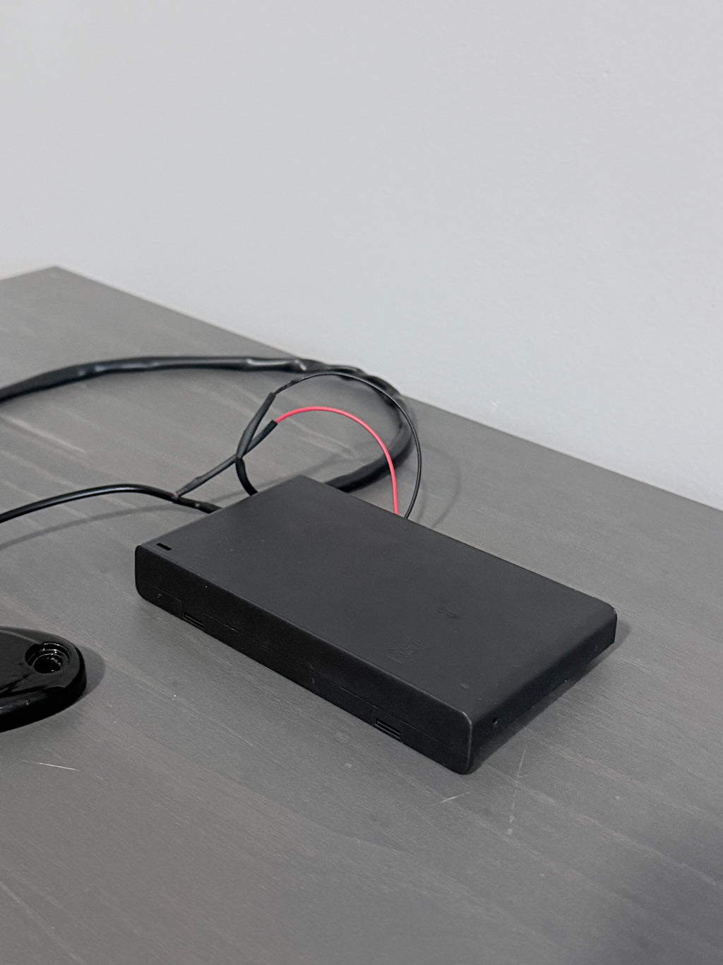 Battery-Powered LED Rock Light with On/Off Switch